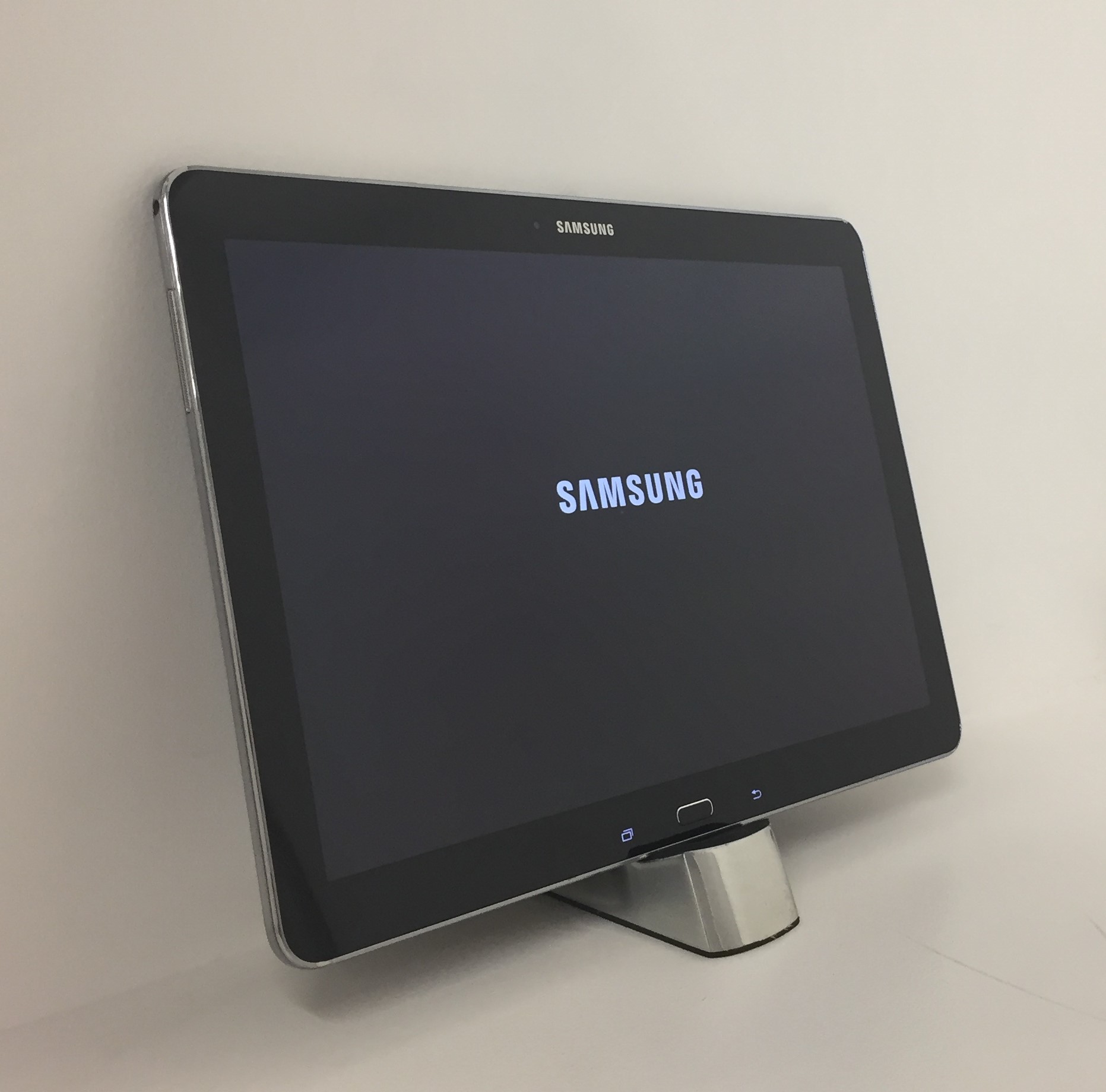 Refurbished Samsung Galaxy Note Pro SM-P900 Tablet